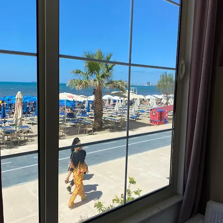 Na Plazy 100 Durrës